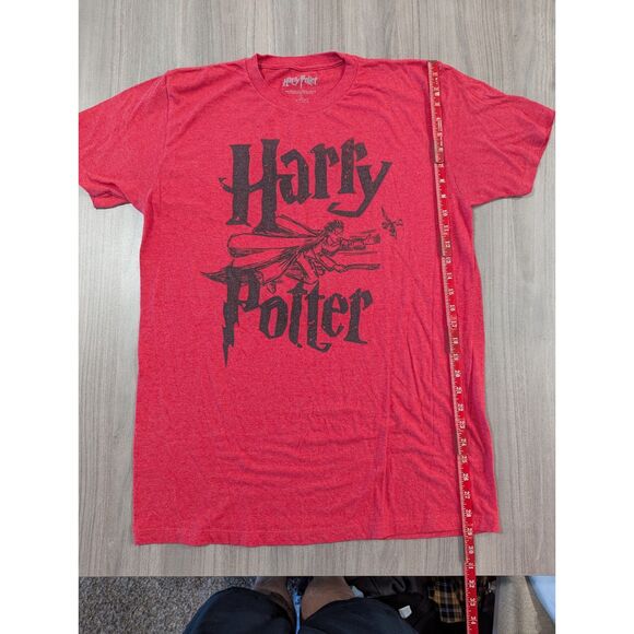 Warner Bros. Other - Harry Potter Graphic T-Shirt Red Short Sleeve Crew Neck Top Size L